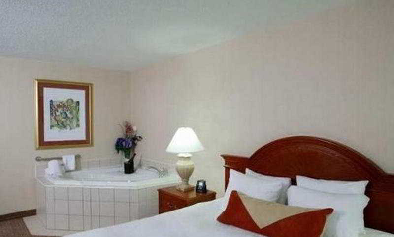 Hilton Garden Inn Toronto-Oakville Kamer foto
