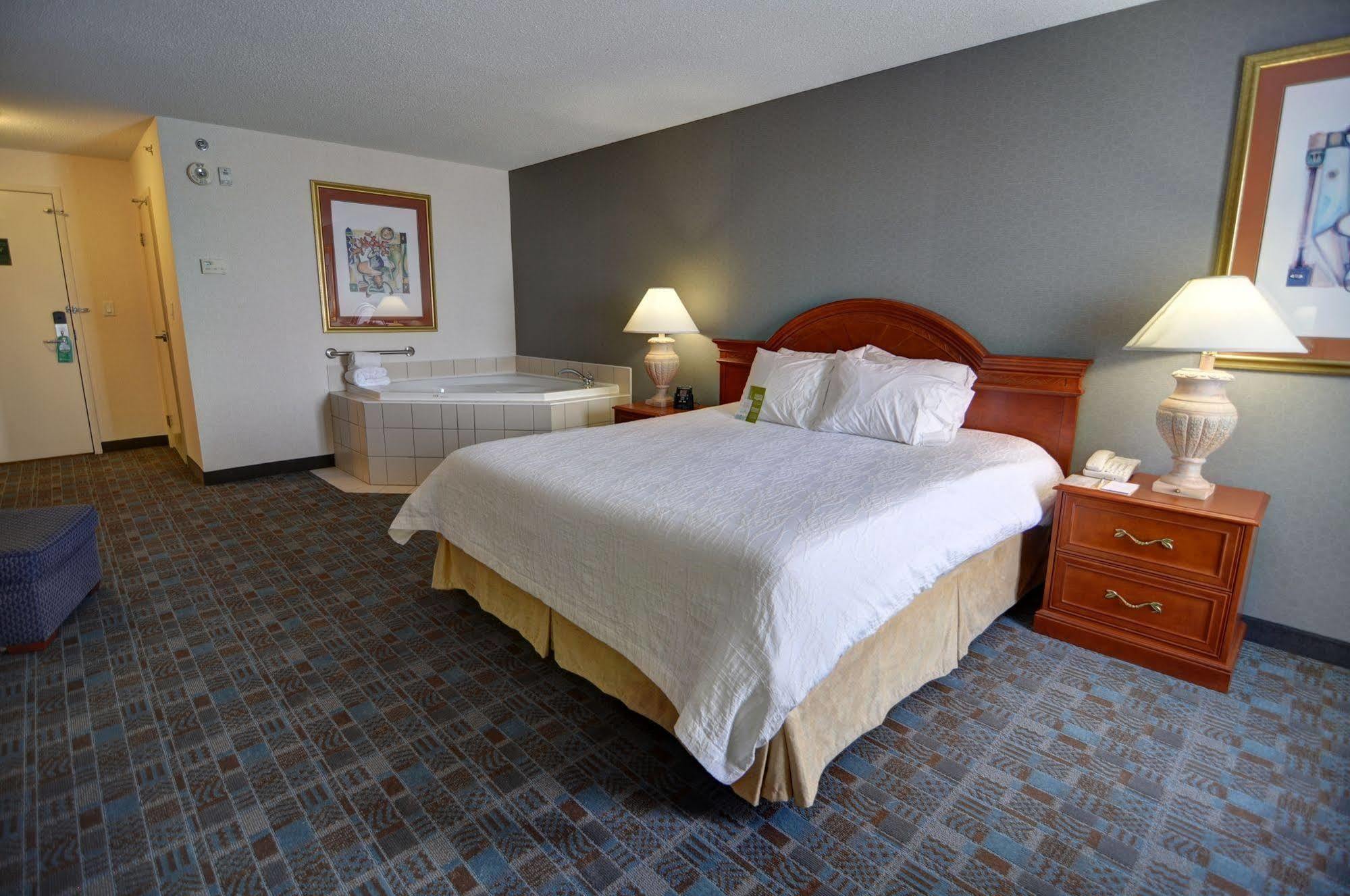 Hilton Garden Inn Toronto-Oakville Buitenkant foto